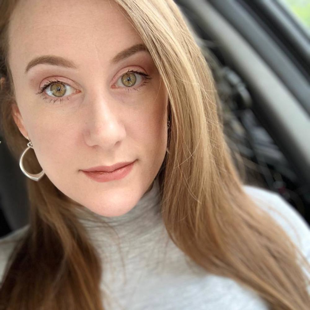 Meet your Posher, Alicia